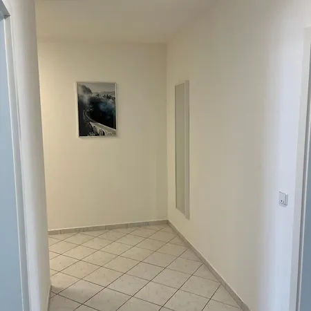 アパート Stayn8- 3 Zi- Mit Voll Ausgestatteter Kueche Und Fahrradgarage Im Leipziger Neuseenland *