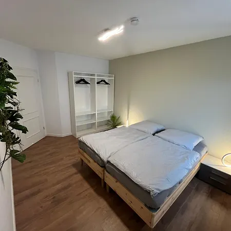Stayn8- 3 Zi- Mit Voll Ausgestatteter Kueche Und Fahrradgarage Im Leipziger Neuseenland アパート ボルナ